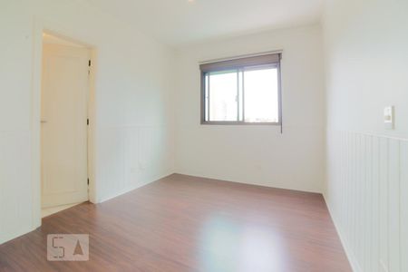 Apartamento à venda com 194m², 3 quartos e 3 vagas Apartamento à venda com 194m², 3 quartos e 3 vagasSuíte 1