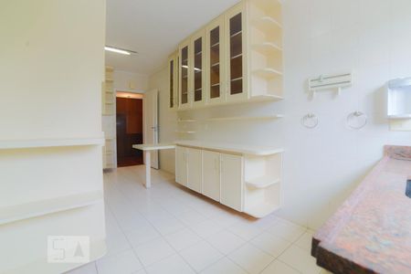Apartamento à venda com 194m², 3 quartos e 3 vagas Apartamento à venda com 194m², 3 quartos e 3 vagasCozinha