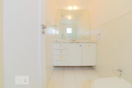 Apartamento à venda com 194m², 3 quartos e 3 vagas Apartamento à venda com 194m², 3 quartos e 3 vagasSuíte 2