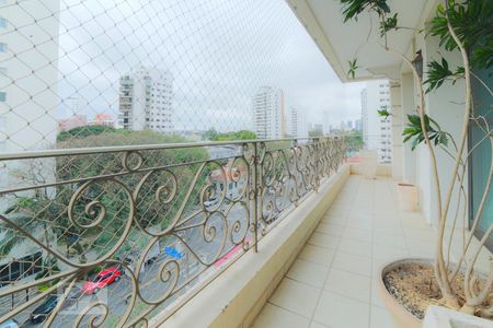 Apartamento à venda com 194m², 3 quartos e 3 vagas Apartamento à venda com 194m², 3 quartos e 3 vagasVista Sala