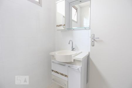 Banheiro de apartamento para alugar com 2 quartos, 60m² em Vila Mascote, São Paulo
