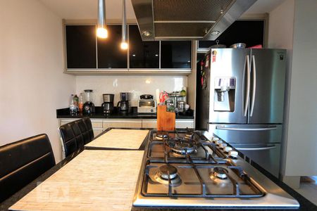 Apartamento para alugar com 141m², 3 quartos e 2 vagasCozinha