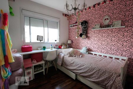 Suite  de apartamento à venda com 3 quartos, 141m² em Vila Suzana, São Paulo