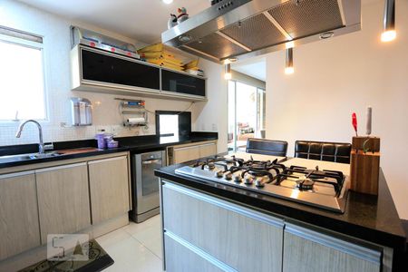 Apartamento para alugar com 141m², 3 quartos e 2 vagasCozinha