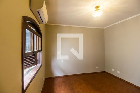 Casa de condomínio para alugar com 600m², 4 quartos e 5 vagasSuíte 2