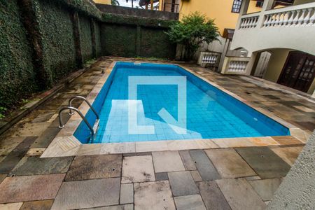 Casa de condomínio para alugar com 600m², 4 quartos e 5 vagasPiscina