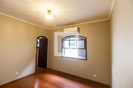 Casa de condomínio para alugar com 600m², 4 quartos e 5 vagasSuíte 2