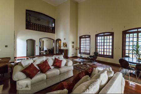 Sala de casa de condomínio à venda com 4 quartos, 532m² em Alphaville, Santana de Parnaíba