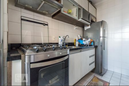 Cozinha de apartamento para alugar com 2 quartos, 54m² em Centro, Osasco