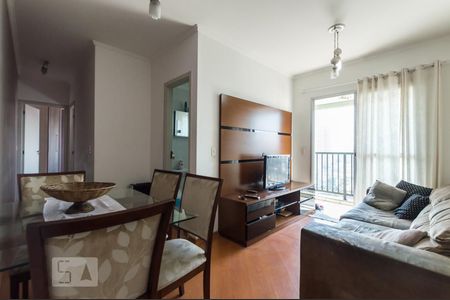 Sala de apartamento para alugar com 2 quartos, 54m² em Centro, Osasco