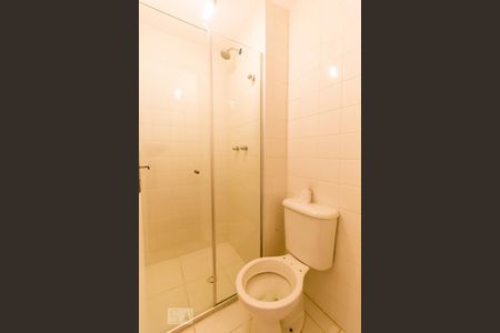 Banheiro social de apartamento para alugar com 2 quartos, 56m² em Vila Augusta, Guarulhos