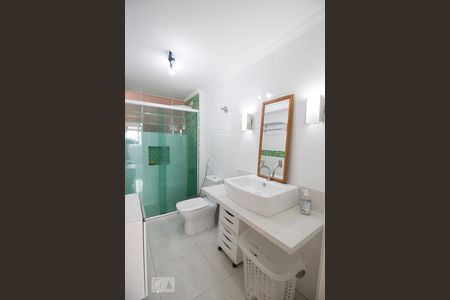 Banheiro de apartamento à venda com 1 quarto, 45m² em Santa Efigênia, São Paulo