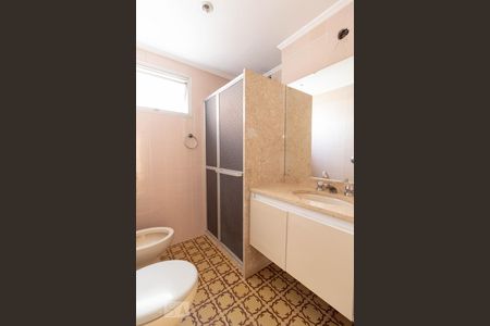 Banheiro de apartamento para alugar com 3 quartos, 114m² em Santo Amaro, São Paulo