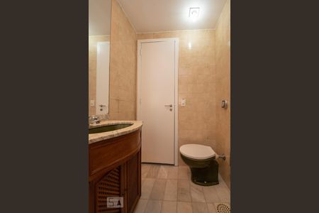 Apartamento para alugar com 93m², 2 quartos e 1 vagaBanheiro da suíte