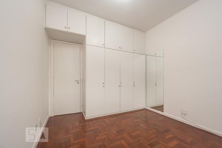Quarto 1 de apartamento para alugar com 2 quartos, 93m² em Laranjeiras, Rio de Janeiro