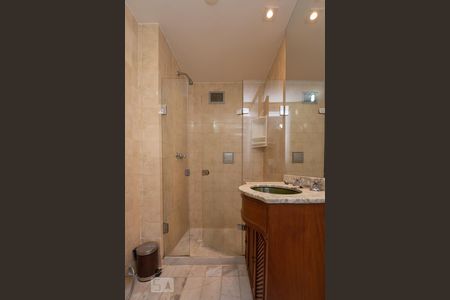 Apartamento para alugar com 93m², 2 quartos e 1 vagaBanheiro da suíte