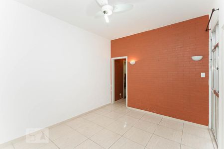 Apartamento à venda com 70m², 2 quartos e sem vaga Apartamento à venda com 70m², 2 quartos e sem vagaSala