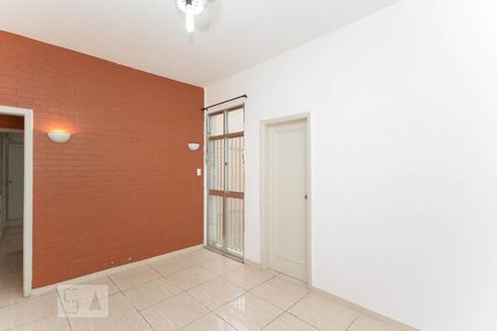 Apartamento à venda com 70m², 2 quartos e sem vaga Apartamento à venda com 70m², 2 quartos e sem vagaSala