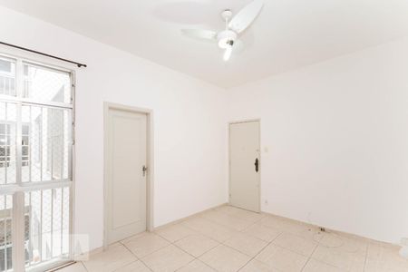 Apartamento à venda com 70m², 2 quartos e sem vaga Apartamento à venda com 70m², 2 quartos e sem vagaSala