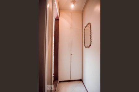 Corredor - Suite de apartamento para alugar com 1 quarto, 78m² em Gávea, Rio de Janeiro