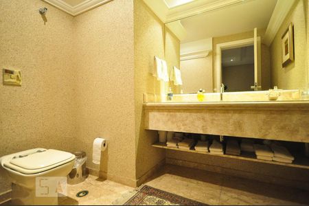 Apartamento para alugar com 500m², 4 quartos e 5 vagasLavabo