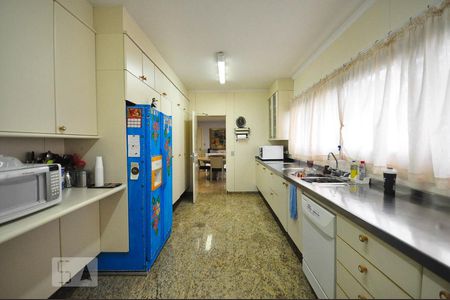 Apartamento para alugar com 500m², 4 quartos e 5 vagasCozinha