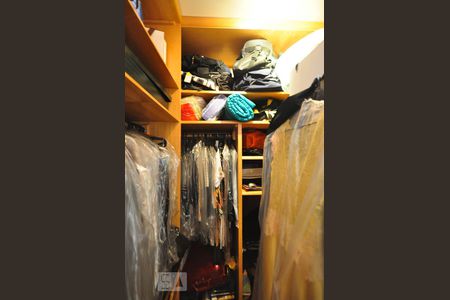 Apartamento para alugar com 500m², 4 quartos e 5 vagasArmário da suíte 2