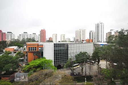 Apartamento para alugar com 500m², 4 quartos e 5 vagasVista