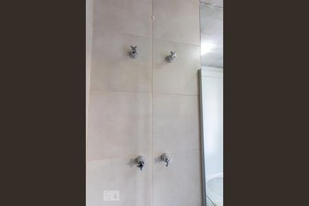 Banheiro de kitnet/studio à venda com 1 quarto, 35m² em Santo Amaro, São Paulo