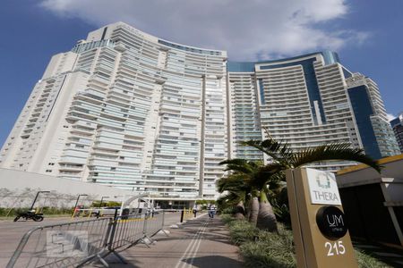 Apartamento para alugar com 65m², 1 quarto e 1 vaga Apartamento para alugar com 65m², 1 quarto e 1 vagaFachada