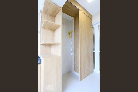 Apartamento para alugar com 65m², 1 quarto e 1 vaga Apartamento para alugar com 65m², 1 quarto e 1 vagaÁrea de Serviço Detalhe