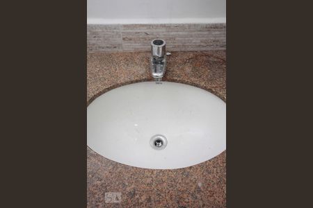 Banheiro de apartamento à venda com 3 quartos, 78m² em República, São Paulo