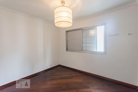 Apartamento à venda com 111m², 3 quartos e 2 vagasQuarto 2