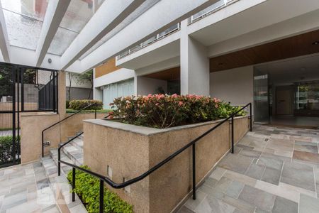 Apartamento à venda com 111m², 3 quartos e 2 vagasEntrada portaria