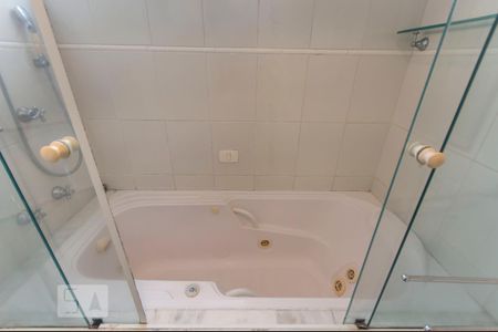 Apartamento à venda com 111m², 3 quartos e 2 vagasBanheiro Suite