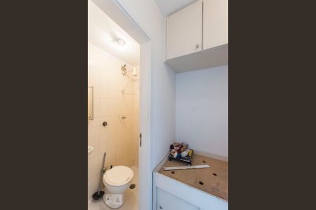 Apartamento à venda com 111m², 3 quartos e 2 vagasQuarto e banheiro de serviço