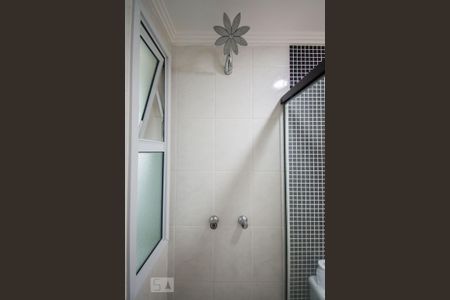 Banheiro de apartamento à venda com 2 quartos, 58m² em Rudge Ramos, São Bernardo do Campo