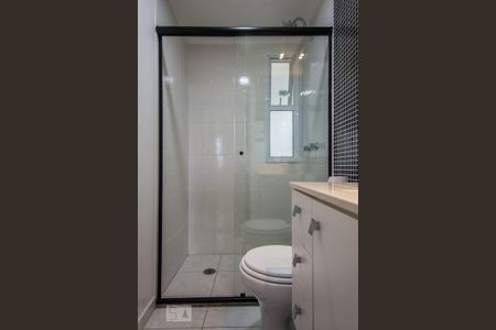 Banheiro de apartamento à venda com 2 quartos, 58m² em Rudge Ramos, São Bernardo do Campo