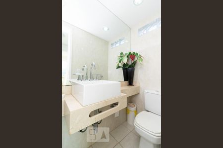 Apartamento à venda com 136m², 3 quartos e 2 vagas Apartamento à venda com 136m², 3 quartos e 2 vagasLavabo Cobertura