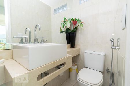 Apartamento à venda com 136m², 3 quartos e 2 vagas Apartamento à venda com 136m², 3 quartos e 2 vagasLavabo Cobertura