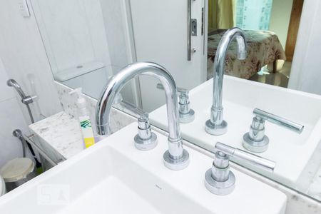 Apartamento à venda com 136m², 3 quartos e 2 vagas Apartamento à venda com 136m², 3 quartos e 2 vagasBanheiro Suíte Cobertura