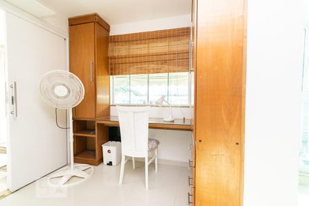 Apartamento à venda com 136m², 3 quartos e 2 vagas Apartamento à venda com 136m², 3 quartos e 2 vagasSuíte Cobertura