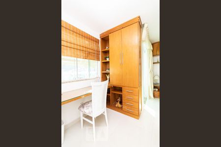 Apartamento à venda com 136m², 3 quartos e 2 vagas Apartamento à venda com 136m², 3 quartos e 2 vagasSuíte Cobertura