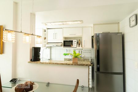 Apartamento à venda com 136m², 3 quartos e 2 vagas Apartamento à venda com 136m², 3 quartos e 2 vagasCozinha