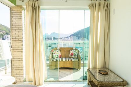 Apartamento à venda com 136m², 3 quartos e 2 vagas Apartamento à venda com 136m², 3 quartos e 2 vagasSala Cobertura