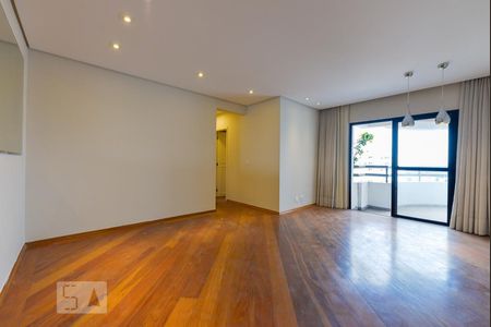 Sala de apartamento para alugar com 3 quartos, 84m² em Vila Madalena, São Paulo
