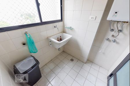 Apartamento para alugar com 84m², 3 quartos e 2 vagas Apartamento para alugar com 84m², 3 quartos e 2 vagasArea Servico