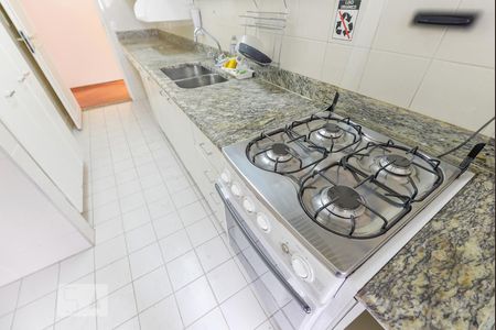Apartamento para alugar com 84m², 3 quartos e 2 vagas Apartamento para alugar com 84m², 3 quartos e 2 vagasCozinha