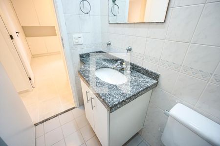 Apartamento à venda com 90m², 3 quartos e 2 vagasBanheiro social