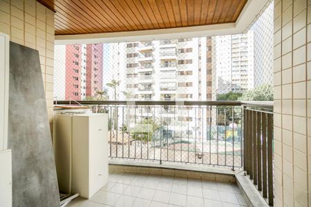 Apartamento à venda com 90m², 3 quartos e 2 vagasVaranda